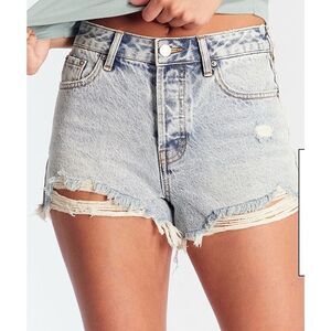 NWT PacSun Festival high-rise distressed denim shorts - 26